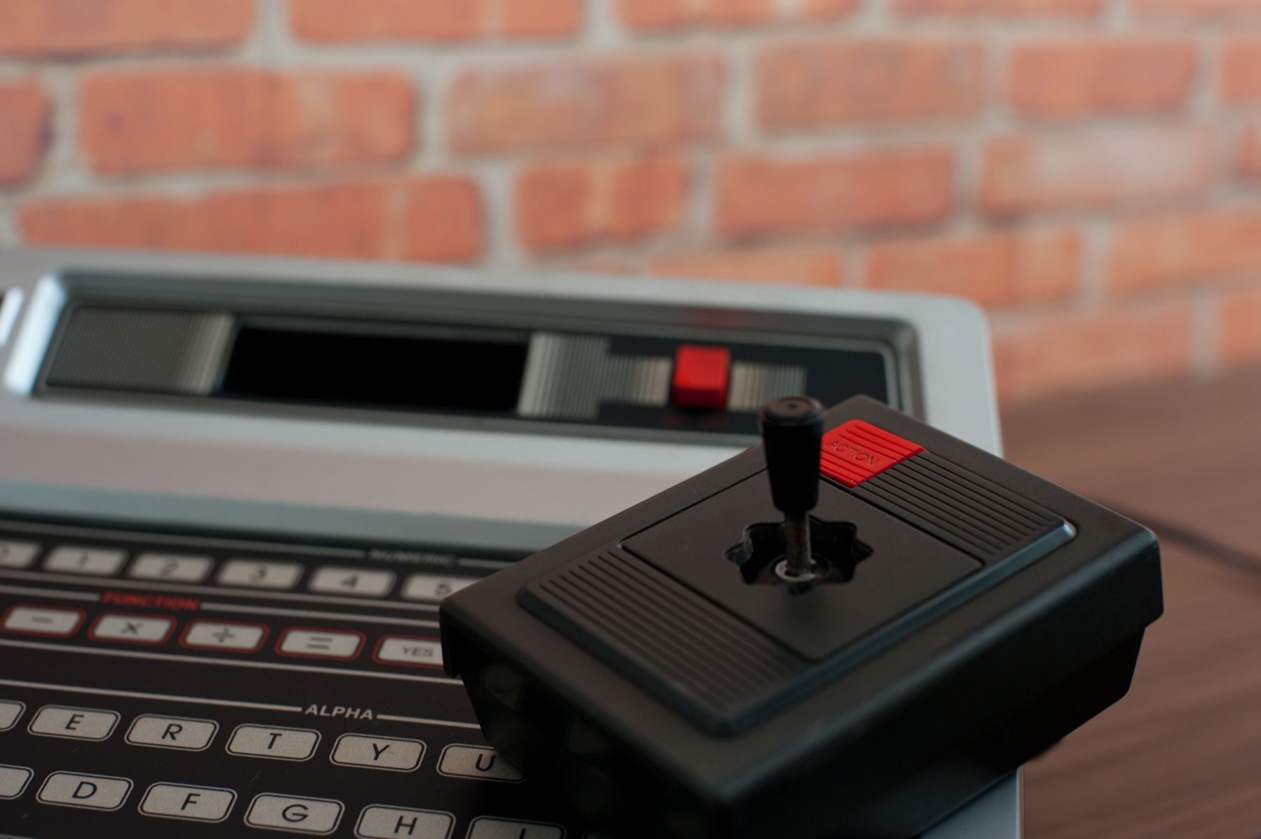 Un joystick d’epoca